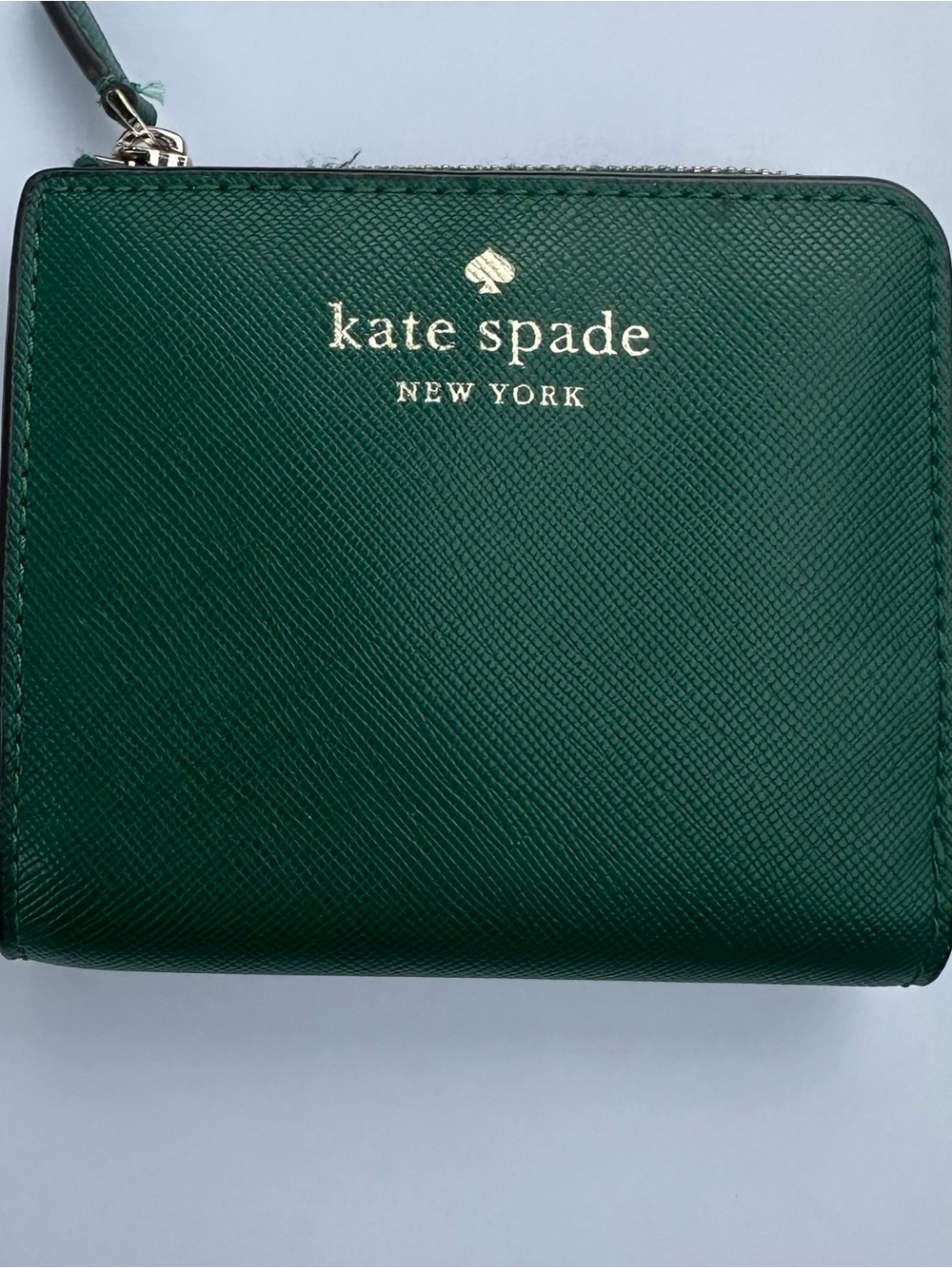 kate spade Green Zip Card Holder Wallet with Gold Logo